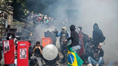 Protestas callejeras tenían lugar en las principales ciudades de Brasil este sábado, día de la independencia.