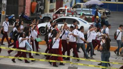 Los estudiantes fueron sancionados por tomarse el centro y participar de manifestaciones.