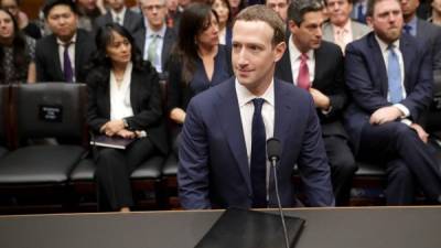 Zuckerberg testifica hoy ante el Comite de Energía y Comercio en el Senado estadounidense. //AFP.
