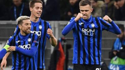 El Atalanta aplastó con autoridad al Valencia en juego realizado en San Siro. Foto AFP.