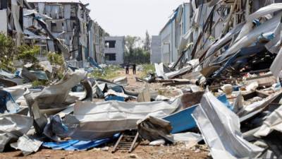 Las imágenes del suceso, recogidas por la televisión china CCTV, muestra graves daños a la infraestructura. Foto: AFP