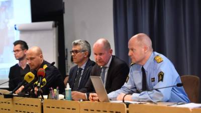 Jan Evensson, Regional Strategic Commander, Jonas Hysing, National Strategic Commander, and Johan Olsson, Head of Operations, The Swedish Security Service, are pictured during a police briefing following Friday's terror attack in central Stockholm, Sweden, on April 9, 2017.Four people died and fifteen were injured when a truck plunged into a crowd at a busy pedestrian street in the Swedish capital on April 7, 2017. / AFP PHOTO / TT NEWS AGENCY / Maja SUSLIN / Sweden OUT