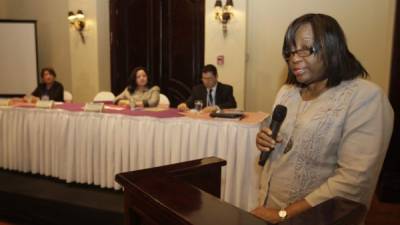 La directora de OPS, Carissa Etienne, durante su discurso sobre la lactancia.