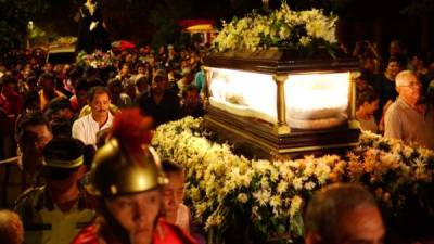 La procesión del Santo Entierro estuvo muy concurrida en San Pedro Sula.