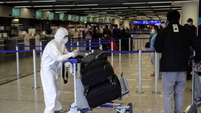 Holanda, Dinamarca y Bélgica suspendieron los vuelos desde Londres por la nueva cepa del covid 19 que es un 70% más contagiosa./AFP.