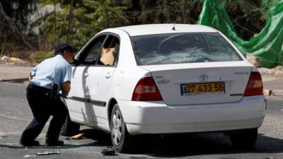 Dos israelíe fallecieron hoy en ataque con arma de fuego ocurrido hoy en Jerusalén, en el que murió el agresor palestino por disparos de las fuerzas de seguridad.