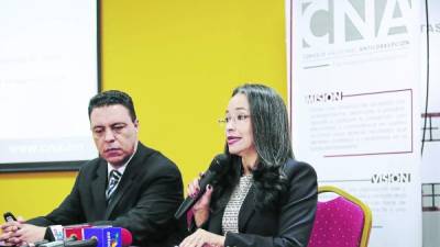 Dagoberto Aspra y Gabriela Castellanos, del CNA, presentaron un informe el miércoles.