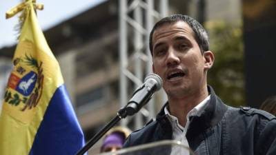 El opositor Juan Guaidó ayer en Caracas, donde llamó a las marchas de hoy.