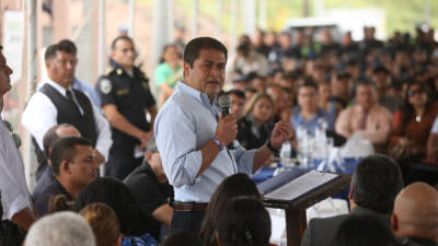 El presidenciable Juan Orlando Hernández defendió ayer la Policía Militar.