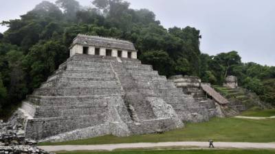 El Museo Británico de Londres y la plataforma digital de Google Arts & Culture anunciaron este martes la conclusión de la réplica de una escalera jeroglífica maya que data del siglo VII, a través del uso de tecnología digital. EFE