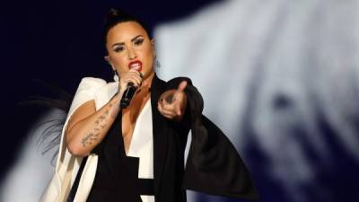 La estrella pop Demi Lovato fue trasladada a un hospital de Los Ángeles este martes tras sufrir una supuesta sobredosis de heroína. EFE