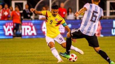 Radamel Falcao no le pudo anotar a los argentinos. FOTO JONATHAN LOARCA.