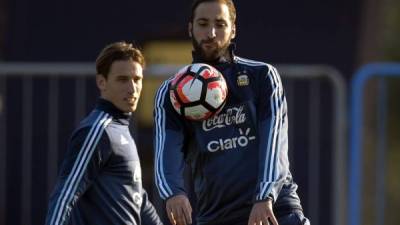 Gonzalo Higuaín durante un entrenamiento de la albiceleste en esta semana. Foto AFP/Eitan Abramovic