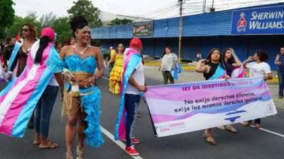 La comunidad LGTBI se comprometió a estar unida por la lucha de sus derechos.