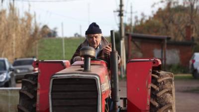 El expresidente uruguayo se dedicará a su finca tras jubilarse del Senado de Uruguay.