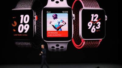 La tercera generación del Apple Watch es más independiente pues no requiere estar conectado a un iPhone para mantener conectado y comunicado al usuario.