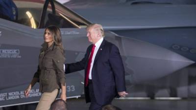 El presidente estadounidense Donald Trump, se convirtió nuevamente en el centro de las críticas tras un nuevo desplante hacia su esposa, Melania Trump.