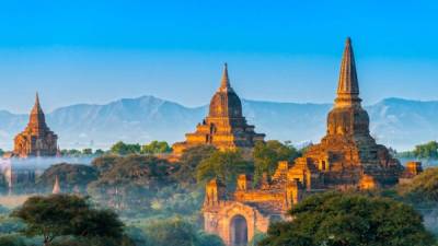 Hay sitios que están prohibidos para los visitantes extranjeros, como las regiones Kachin y Shan.