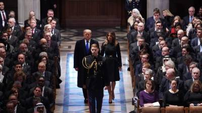 Trump y Melania son los invitados de honor en el funeral de Estado del expresidente George H.W. Bush./AFP.