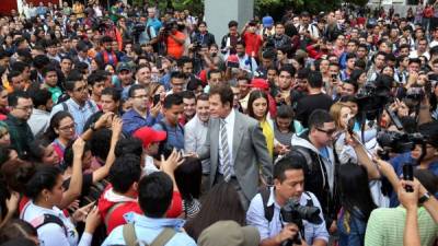 Estudiantes asistieron a la Plaza de las Cuatro Culturas de la Unah.