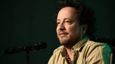 El presentador de televisión Giorgio A. Tsoukalos.