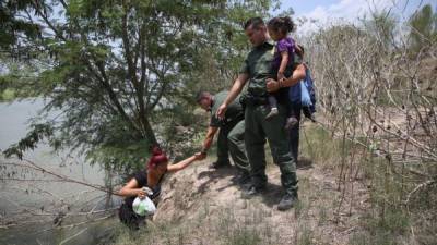 El Gobierno estadounidense negó la liberación bajo fianza de las madres y niños centroamericanos que se encuentran en el centro de detención de Artesia (Nuevo México) después de haber sido capturados cuando cruzaban la frontera sin documentos legales, la mayoría de ellos por Texas. AFP