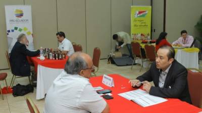 Empresarios durante una misión comercial en la Cámara de Comercio.