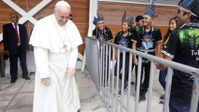 El papa Francisco a su llegada hoy, viernes 19 de enero de 2018, a Puerto Maldonado (Perú). EFE