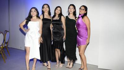 Valeria Fajardo, Ariana Paz, Doxa Torres, Eunjeong Go y Fryda Bueso.