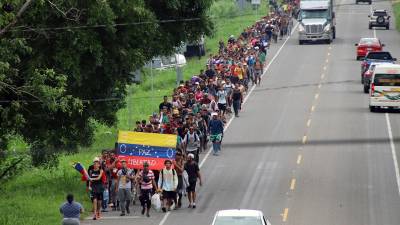 Una primera caravana de cerca de 1.000 migrantes venezolanos salió desde Ciudad Hidalgo, en Chiapas.