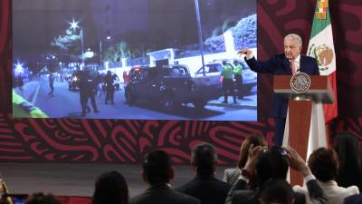 El presidente de México, Andrés Manuel López Obrador, reveló un video de la irrupción de la policía ecuatoriana a la embajada mexicana.