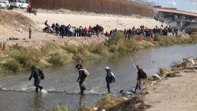 El Paso, Texas, se prepara para los cruces masivos de migrantes al suspenderse el Título 42 el próximo 11 de mayo.