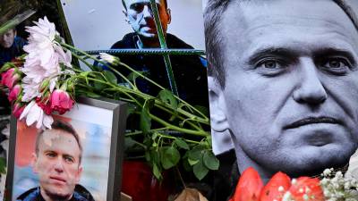 Se espera que miles de simpatizantes de Navalni acudan a despedirlo en Moscú.