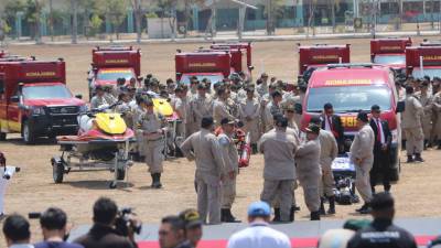 La amplia flota de vehículos será distribuida en 44 estaciones y 18 subestaciones de los Bomberos a nivel nacional.