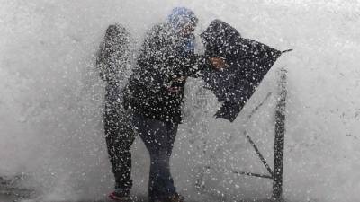 Una fuerta tormenta impactó sobre el sur de Francia el pasado jueves. La temporada ciclónica en el Atlántico dejó dos huracanes que afectaron el Caribe y los Estados Unidos la semana pasada, Matthew y Nicole.