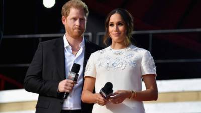 El príncipe Harry y Meghan Markle en el escenario del Global Citizen.//AFP.