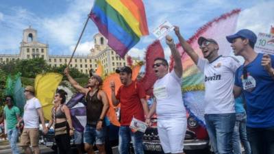 Muchos cubanos salieron a las calles a condenar la homofobia.