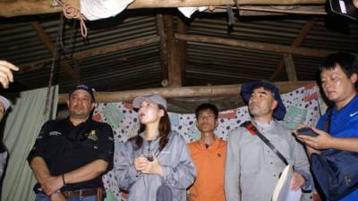 Los coreanos durante su visita a San Pedro de Tutule.