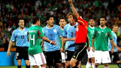El partido terminó con tiunfo de 1-0 para los uruguayos y ambos clasificarona octavos en la justa mundialista.