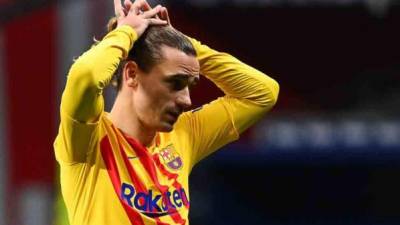 Bombazo en España. Este día se informa que el Atlético de Madrid sacar a Griezmann del Barcelona y así volver a tenerlo en sus filas. Los colchoneros le ofrecieron tres futbolistas al cuadro culé.