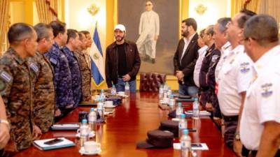 Bukele se calificó a sí mismo como el Presidente más cool del mundo. Foto AFP