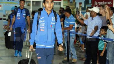 Los jugadores de la Selección de Honduras llegaron al mediodía de este viernes a San Pedro Sula tras la derrota ante México. Foto Neptalí Romero