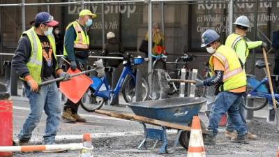 Los empleados de la construcción podrán regresar a sus empleos a partir del próximo 15 de mayo en Nueva York./AFP.