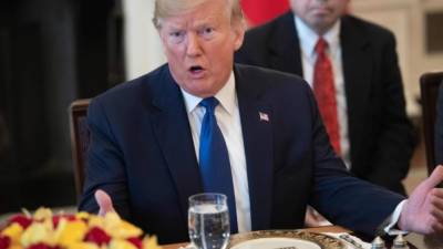 Trump enfrenta un juicio político del que debería salir absuelto gracias a la mayoría republicana en el Senado de EEUU./AFP.