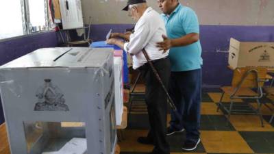 Los hondureños salieron a las urnas este domingo para elegir a los candidatos para las elecciones generales de noviembre.