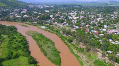 El Chamelecón es el río que recibe la mayor contaminación lo que según lo planteado en foros y conversatorios debe resolverse de manera urgente. CRÉDITO yoseph amaya