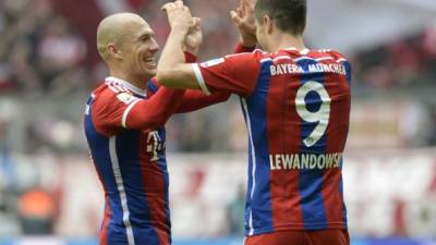 El polaco Robert Lewandowski y del holandés Arjen Robben fueron los anotadores del triunfo 4-0 del Bayern.