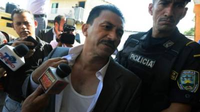 Según testigos el diputado hondureño, Luis Galdámez sacó su arma de fuego e hirió en el estómago a un taxista que fue ingresado de emergencia al Hospital Escuela.