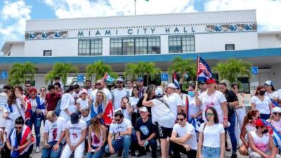 Joe Biden no reaccionó a la crisis de Cuba tan pronto como hubieran querido los cubanos de Miami ni con las medidas radicales que ellos hubieran deseado.