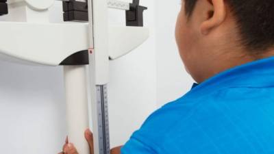 La obesidad infantil es un componente que ha causado que se den algunos cambios corporales tempranos.